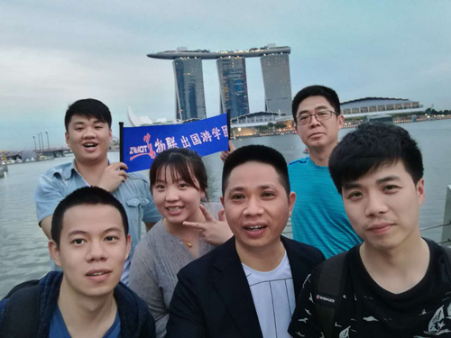 中易物联出国游学团满载而归！